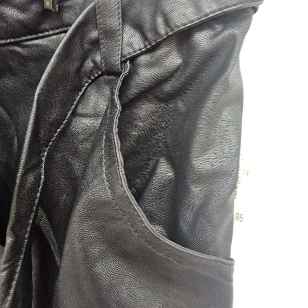 *NWT* Aeropostale XL black shorts w/ flap to look like skirt (skort) - Picture 4 of 8